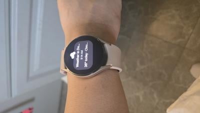 Samsung Galaxy Watch4 40mm Smart Watch, LTE, Black - Walmart.com
