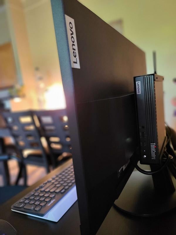 ᐅ Soporte Lenovo Tiny VESA Mount para optimizar tu espacio de Lenovo