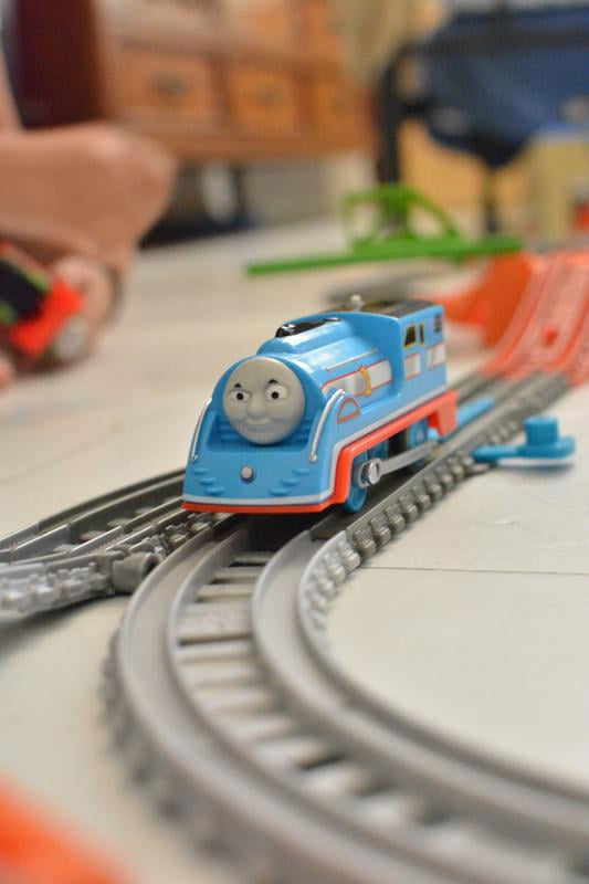 trackmaster railway race set instructions
