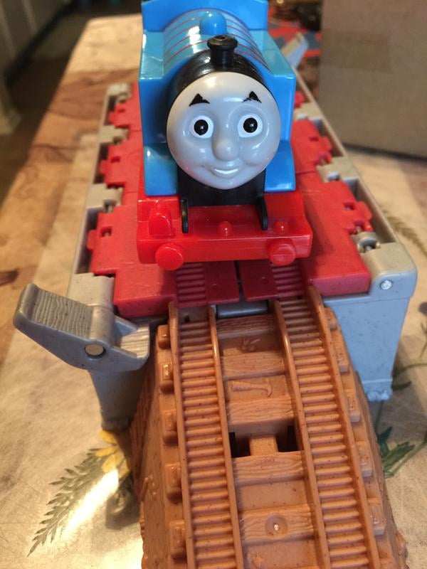 Thomas & Friends TrackMaster, Head-to-head Crossing