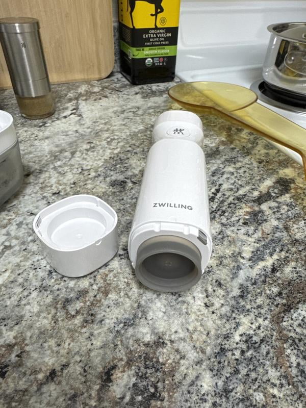 ZWILLING, Vacuum Pump, Handheld Food Sealer, White - Walmart.com