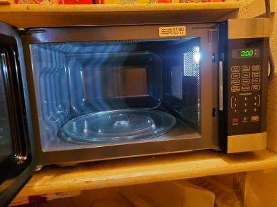 Farberware Professional 1.6 Cu. Ft. Microwave Oven SilverBlack - Office  Depot