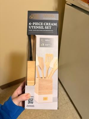 Thyme & Table 6-Piece Wood and Silicone Utensil Set, Cream