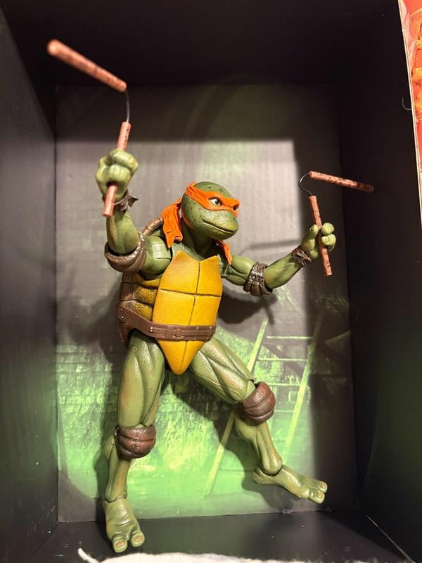 Teenage Mutant Ninja Turtles (1990 Movie) – 7” Scale Action Figure