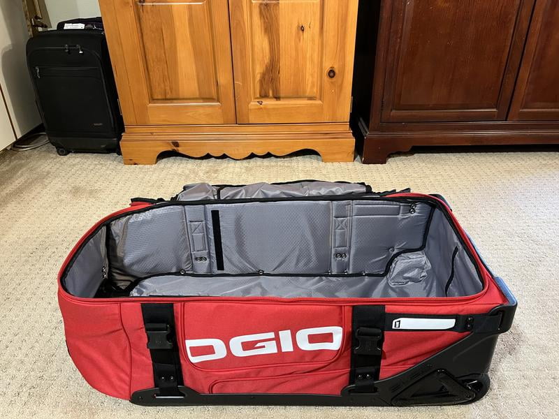 Customer reviews for Ogio Rig 9800 Wheeled Rolling Gear Bag