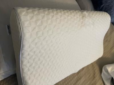 Bed Pillow, Cervical Pillow for Neck Pain Relief, Memory Foam Neck