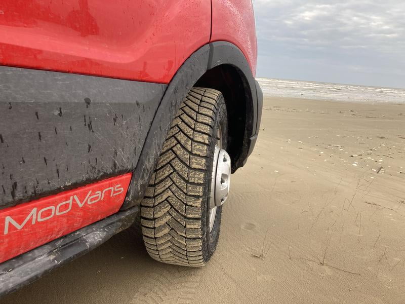 【新車外し】DUCAT Agilis Camping 225/75R16CP 価格｜225/75R16CP 118/116R AGILIS CROSSCLIMATE CAMPING