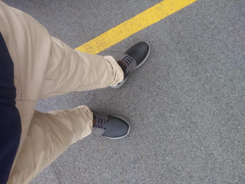 delson axton skechers