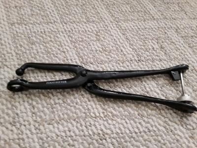 footfitter cast iron ball & ring bunion shoe stretcher spot stretching device