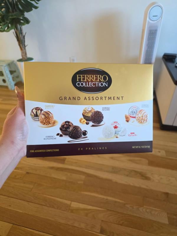 Ferrero Rocher Grand Chocolate Candy Assortment (42 Count