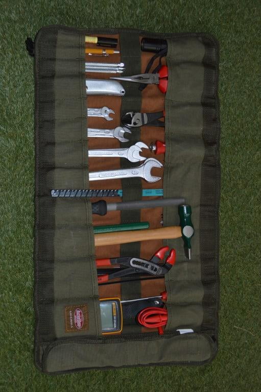 70004 Bucket Boss Tool Roll in Brown