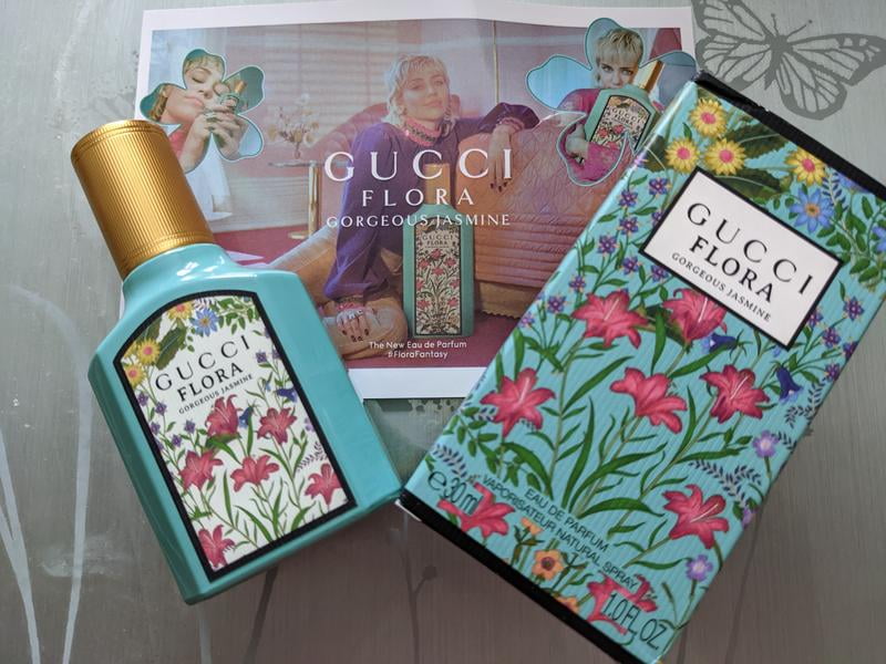 佐伯さん　GUCCI FLORA Gorgeous Jasmine 701228_99999_0099_001_100_0000