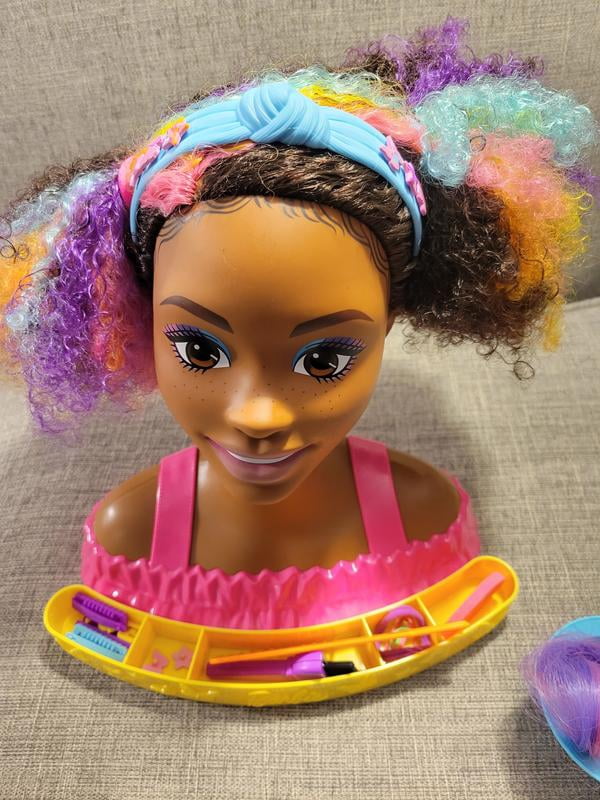 Barbie, Deluxe Styling Head, Color Reveal Accessories and Rainbow