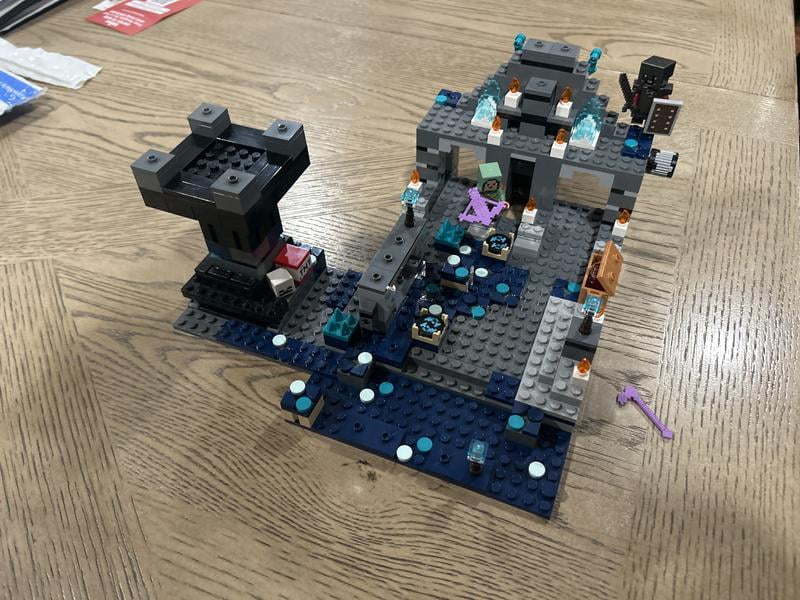 LEGO, Minecraft The Deep Dark Battle, 21246, 584 Pieces - Walmart.com