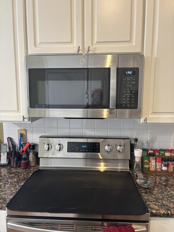 Customer reviews for GE Appliances JVM7195DKWW Over the Range 1.9