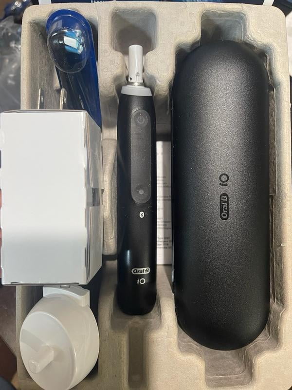 Free Shipping! Oral-B iO Series 5 Electric Toothbrush Black with