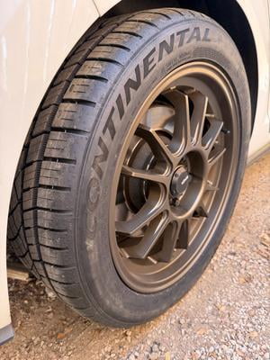 Continental, Passenger Tire, 255/40ZR17, All Season UHP - Walmart.com