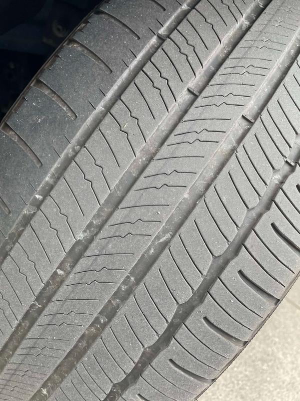 Michelin Primacy MXM4 All-Season 225/45R18/XL 95W Tire Fits: 2011