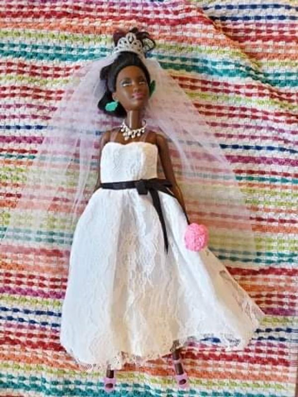 Robe Barbie mariée N°34 Vêtement pour poupée Barbie Silkstone Fashion Royalty Muse
