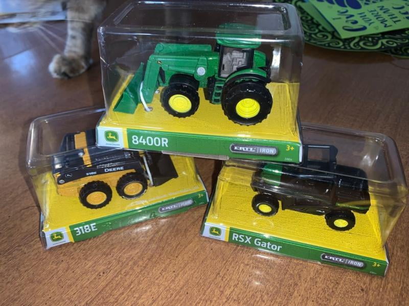 Green Toys Autocarro con cassone ribaltabile Pink FC