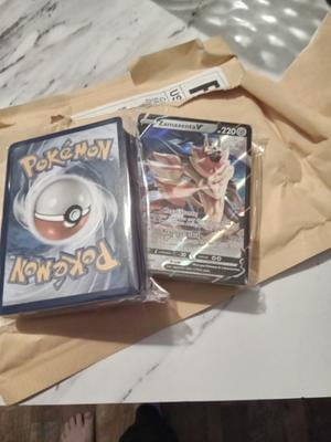Walmart Exclusive: 100 Assorted Pokemon Cards Pack - Includes Foils and 2  Ultra Rare Legendary Pokemon - Walmart.com