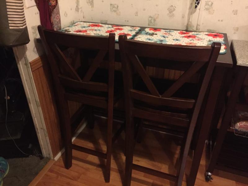 Lynnwood 3 Piece Drop Leaf Table With 2 Counter V Back Stools Walmart Com Walmart Com