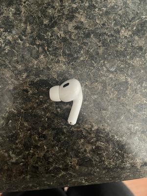 Customer reviews for Restored Apple AirPods Pro 2 White In Ear
