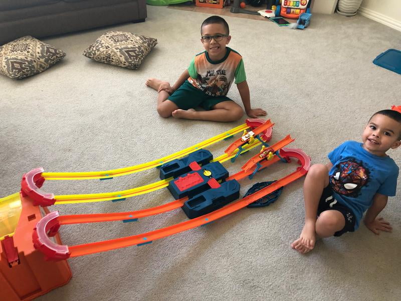 hot wheels track builder unlimited power boost box Hot Wheels Race Track Builder Ultra Boost Kit, Motorized Boosters & Toy Car Set