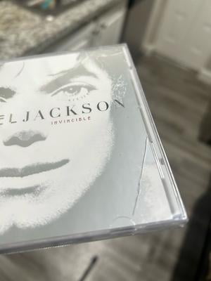 Epic/Legacy, CD, Invincible, Michael Jackson, Music & Performance