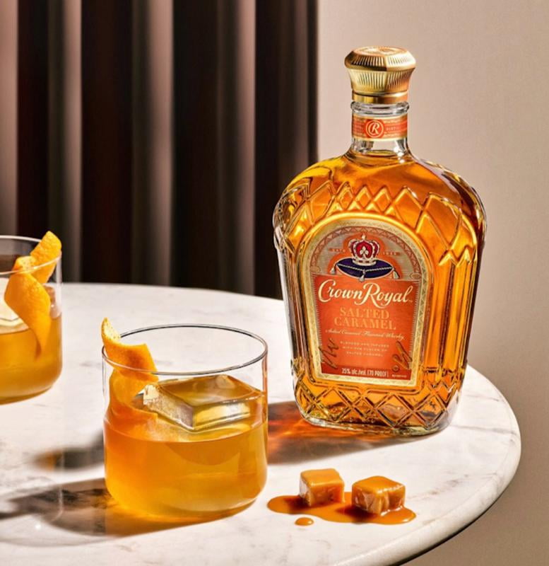 Crown  クラウンローヤルウィスキー Salted Caramel Crown Royal Salted Caramel | Product page | SAQ.COM