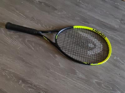 Raquette Tennis Head Tour Pro Nano Titanium – 110″ – Poignée 4 1/2″ – Noir/jaune