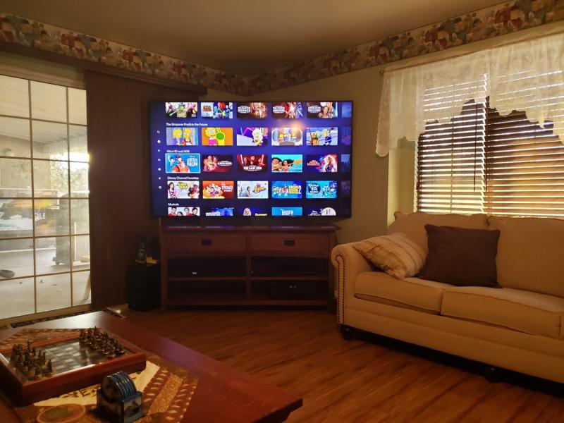 Full Motion Tv Wall Mount For 42 80 Inch Tvs With Room Adapt Extends 32 Mounts On 16 Or 24 Inch Studs Aeon 45250 Walmart Com Walmart Com