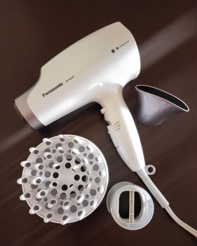Panasonic EH-NA67-W Nanoe Hair Dryer with Oscillating QuickDry