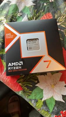 AMD - Ryzen 7 9800X3D 8-Core - 16-Thread 4.7 GHz (5.2 GHz