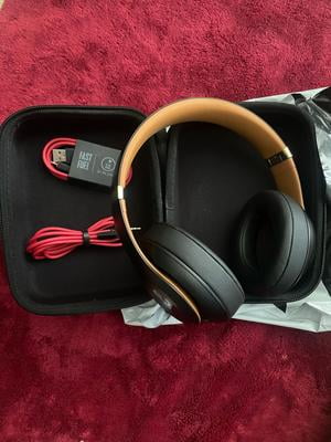 Restored Beats Studio3 Wireless Noise Cancelling Over-Ear