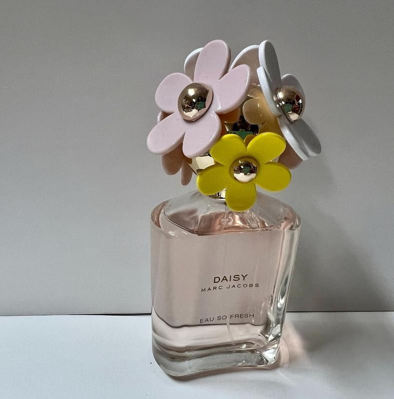 Marc Jacobs Daisy Eau So Fresh Eau De Toilette Spray for Women