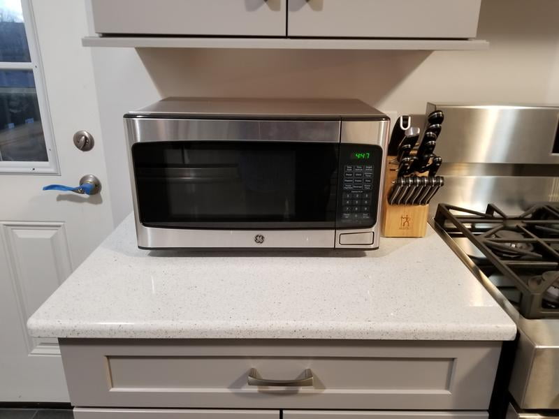 Ge 1 1 Cu Ft Countertop Stainless Steel Microwave Oven Open Box