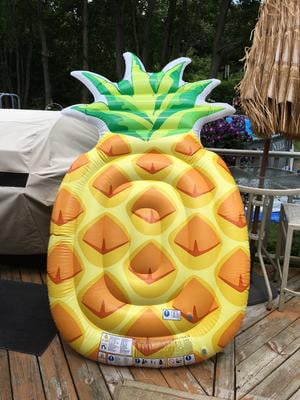 intex pineapple float