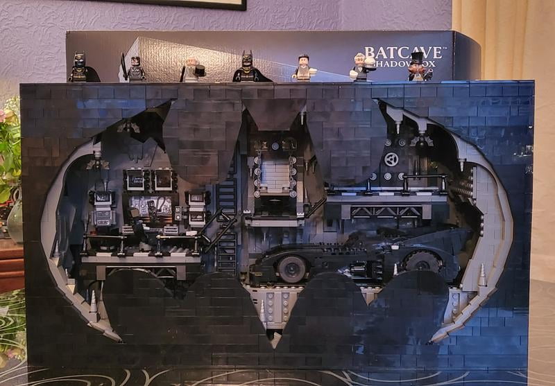 LEGO 76252 Batcave – Shadow Box - New. - Walmart.com