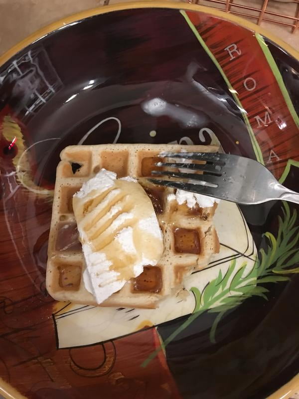 Customer reviews for Calphalon IntelliCrisp Waffle Maker, Dark