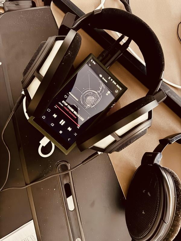 Free Shipping! Sennheiser HD 800S Wired Recording Headset