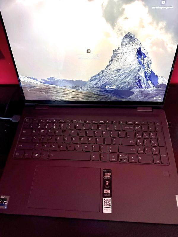 Lenovo Yoga 7i Laptop, 16