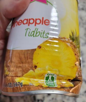 Great Value Canned Pineapple Tidbits 20 oz in pineapple juice, 70