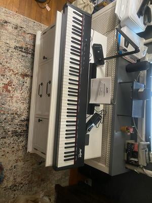 Moukey MEP-110 Full Compact Electronic Adult Beginner 88 Key