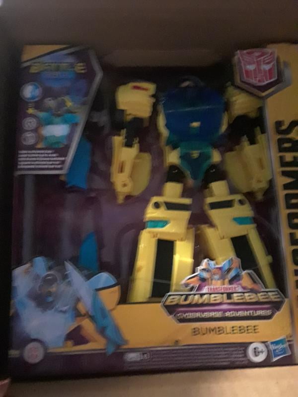  Transformers Bumblebee Cyberverse Adventures Battle Call  Officer Class Bumblebee, Voice Activated Energon Power Lights and Sounds,  Ages 6 and Up 10-inch : CDs & Vinyl
