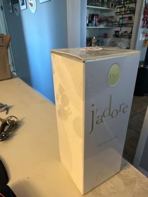 Christian Dior J'adore Eau De Parfum, Radiant Feminine Perfume for