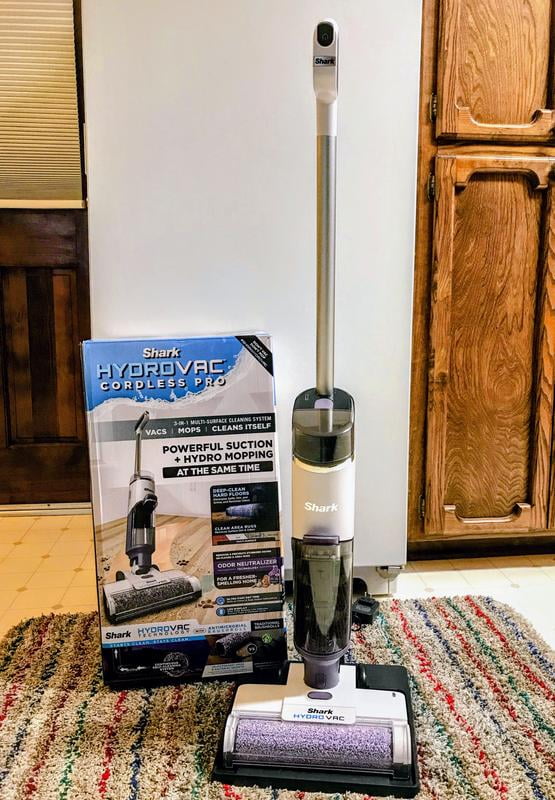 Shark HydroVac™ Cordless Pro 3-in-1 vacuum, mop and self-cleaning