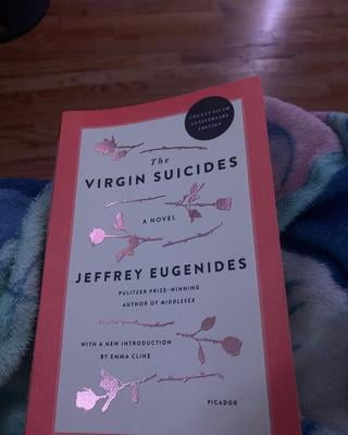The Virgin Suicides ヴィジュアルブック The Virgin Suicides: A Novel (Twenty-Fifth Anniversary