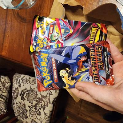 Pokémon, Trading Card Game Mega Mini Tin Venusaur, Includes