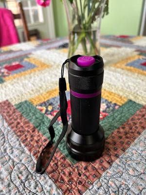 EverBrite 2-in-1 UV and White LED Flashlight, Dual Light